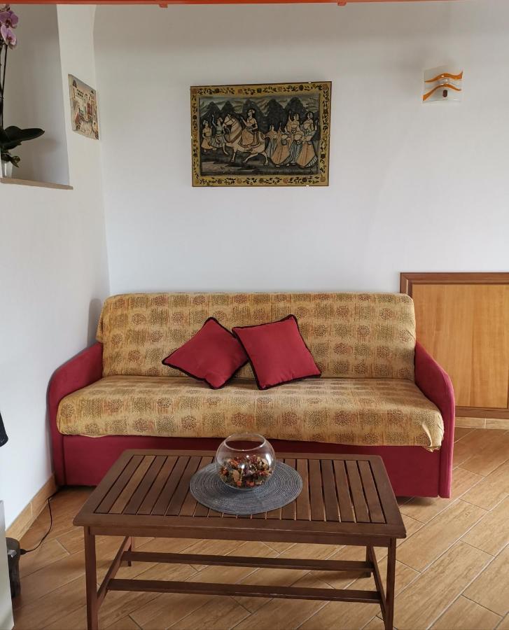 B&B Adele Капрі Екстер'єр фото